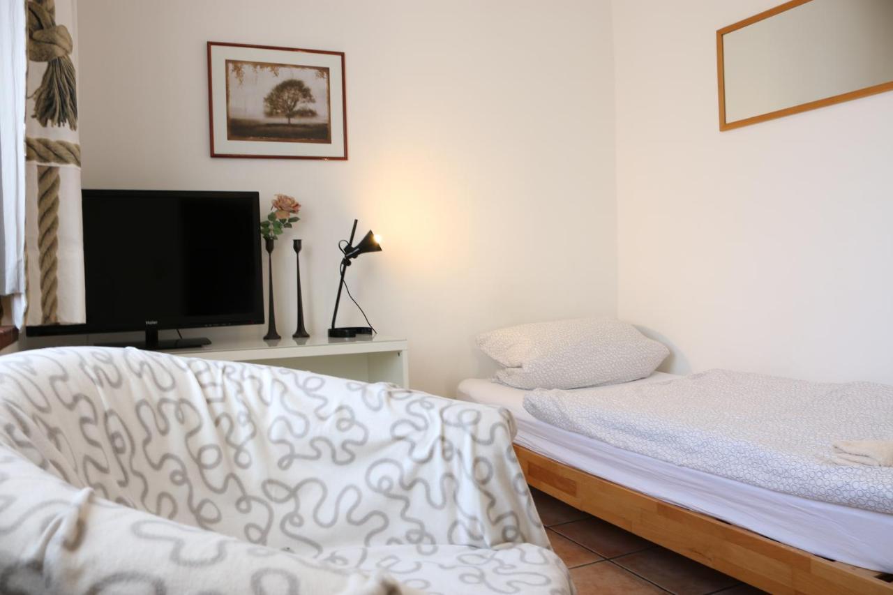 Studio-Apartments & Moeblierte Wohnungen Fuer Monteure Zentral In Mülheim an der Ruhr Esterno foto
