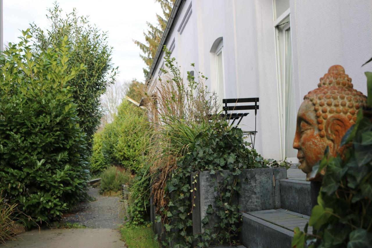 Studio-Apartments & Moeblierte Wohnungen Fuer Monteure Zentral In Mülheim an der Ruhr Esterno foto