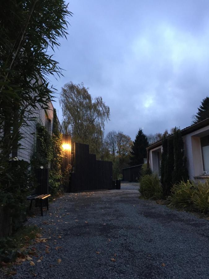 Studio-Apartments & Moeblierte Wohnungen Fuer Monteure Zentral In Mülheim an der Ruhr Esterno foto