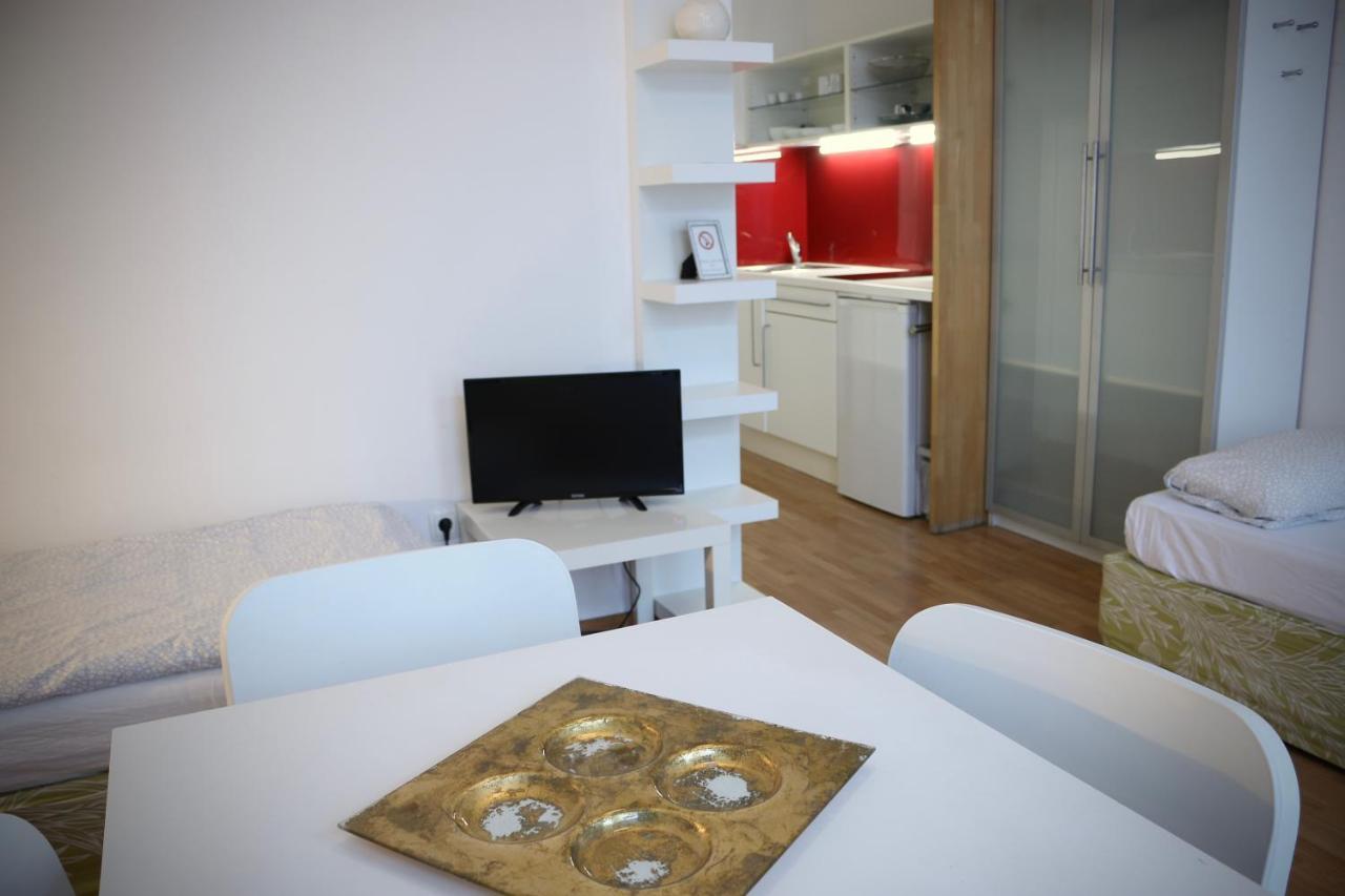 Studio-Apartments & Moeblierte Wohnungen Fuer Monteure Zentral In Mülheim an der Ruhr Esterno foto